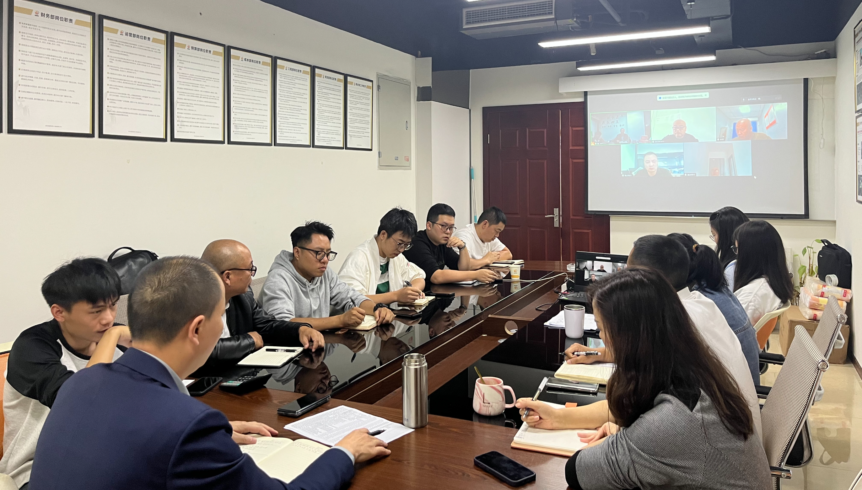 緊盯目標丨國晉消防召開工程部工作交流會